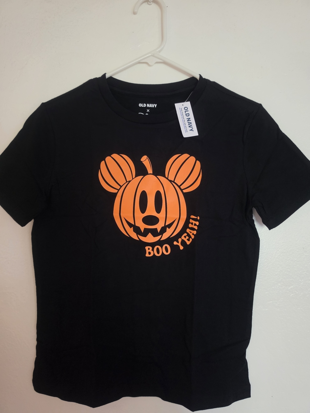 3 Old Navy Halloween Tshirts( New)